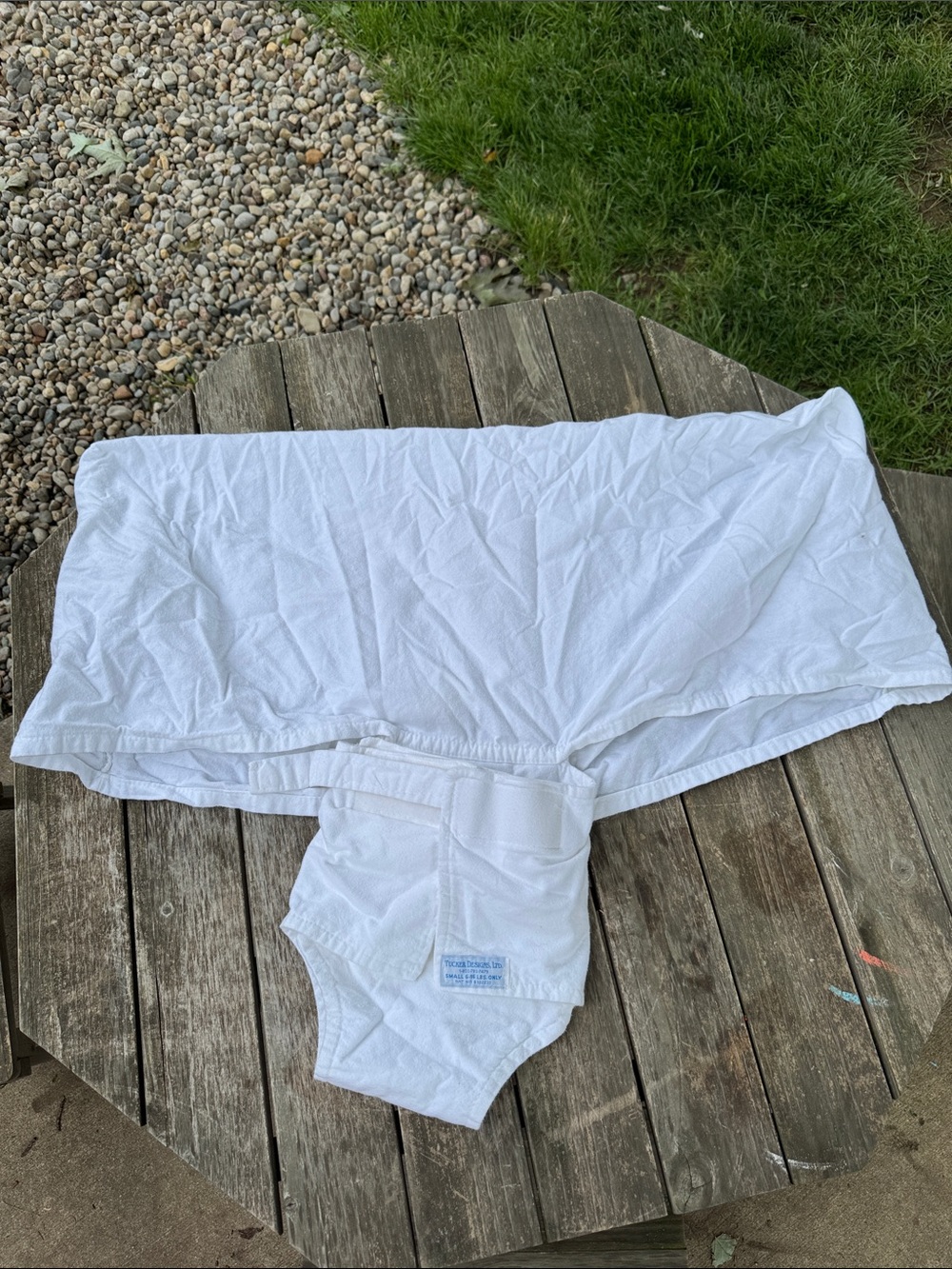 Tucker Sling for Crib Mattress Size Small 6-16lbs